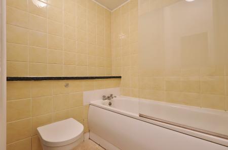 3 bedroom Semi-detached house for sale in Rye Gardens, Baldock