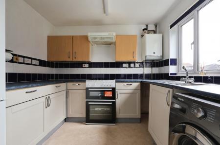 3 bedroom Semi-detached house for sale in Rye Gardens, Baldock
