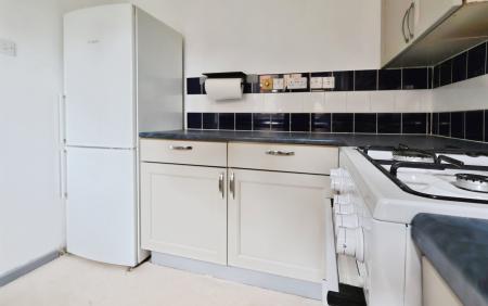 3 bedroom Semi-detached house for sale in Rye Gardens, Baldock