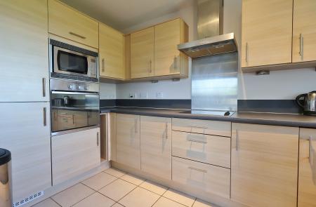 2 bedroom Flat for sale in Caldicott Court, Hitchin