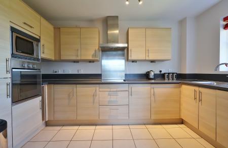 2 bedroom Flat for sale in Caldicott Court, Hitchin