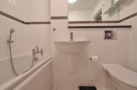 2 bedroom Flat for sale in Caldicott Court, Hitchin