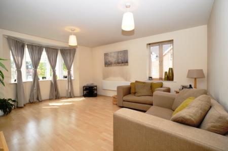 2 bedroom Flat for sale in William Ransom Way, Hitchin
