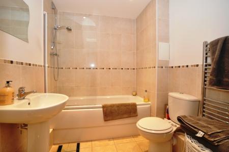 2 bedroom Flat for sale in William Ransom Way, Hitchin