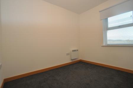 2 bedroom Flat to let in 65 Walsworth Road, Hitchin, SG4
