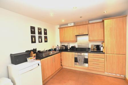 1 bedroom Flat to let in Walsworth Road, Hitchin, SG4