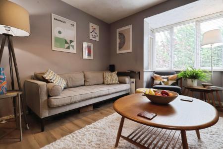 2 bedroom Flat for sale in Redoubt Close, Hitchin