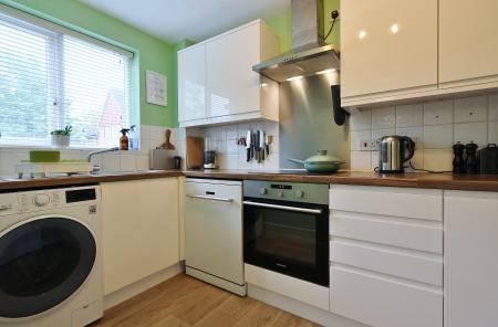 2 bedroom Flat for sale in Redoubt Close, Hitchin