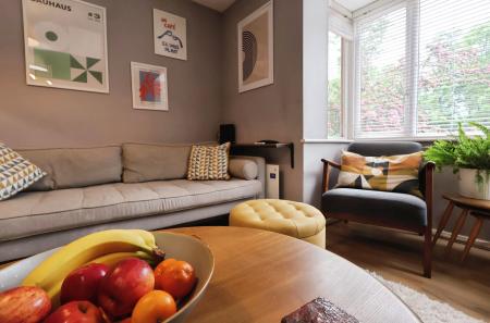2 bedroom Flat for sale in Redoubt Close, Hitchin