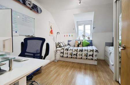 2 bedroom Flat for sale in Peppermint Road, Hitchin