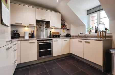 2 bedroom Flat for sale in Peppermint Road, Hitchin