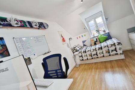 2 bedroom Flat for sale in Peppermint Road, Hitchin