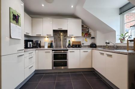 2 bedroom Flat for sale in Peppermint Road, Hitchin