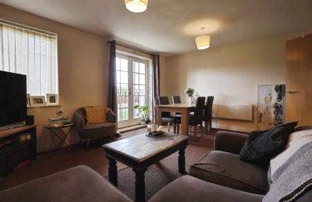 2 bedroom Flat for sale in Peppermint Road, Hitchin
