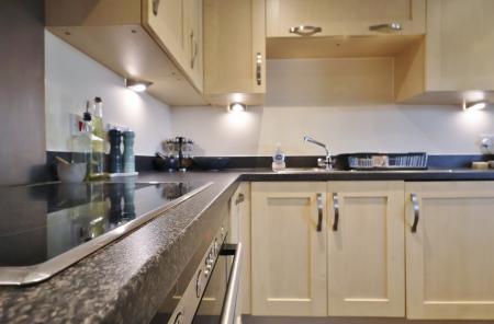 2 bedroom Flat for sale in Peppermint Road, Hitchin