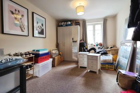 2 bedroom Flat for sale in Peppermint Road, Hitchin