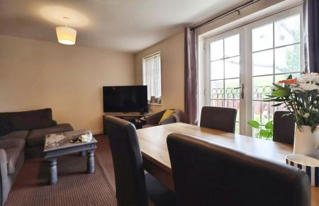 2 bedroom Flat for sale in Peppermint Road, Hitchin