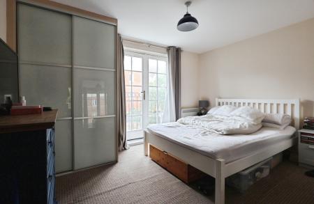 2 bedroom Flat for sale in Peppermint Road, Hitchin