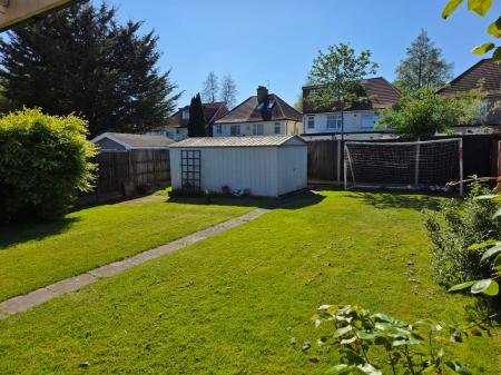 4 bedroom Semi-detached house for sale in Mildred Avenue, Northolt