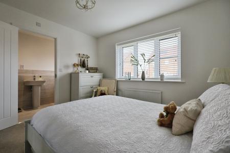 2 bedroom Semi-detached house for sale in Orchard Place, Codicote