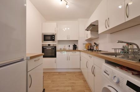 1 bedroom Flat for sale in Regal Court, Bancroft, Hitchin