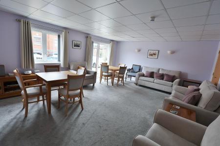 1 bedroom Flat for sale in Regal Court, Bancroft, Hitchin