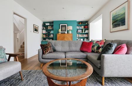 3 bedroom Semi-detached house for sale in Grovelands Avenue, Hitchin
