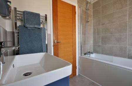 3 bedroom Semi-detached house for sale in Grovelands Avenue, Hitchin