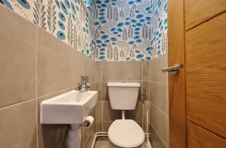 3 bedroom Semi-detached house for sale in Grovelands Avenue, Hitchin