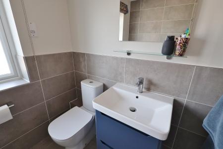 3 bedroom Semi-detached house for sale in Grovelands Avenue, Hitchin