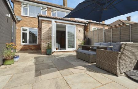 3 bedroom Semi-detached house for sale in Grovelands Avenue, Hitchin