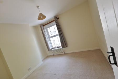 2 bedroom Terraced House for sale in Bedford Street, Hitchin