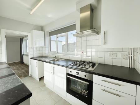 3 bedroom Semi-detached house to let in Girdle Road, Hitchin, SG4