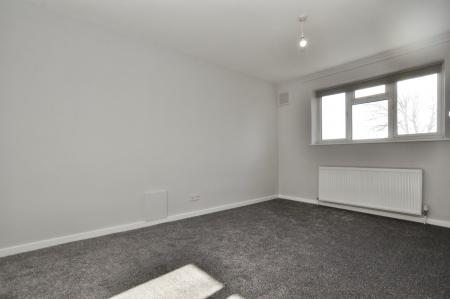 3 bedroom Semi-detached house to let in Girdle Road, Hitchin, SG4