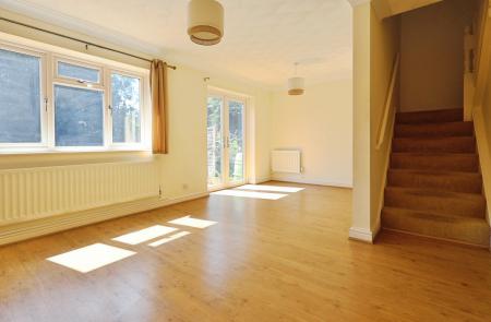 3 bedroom Semi-detached house for sale in Tameton Close, Luton