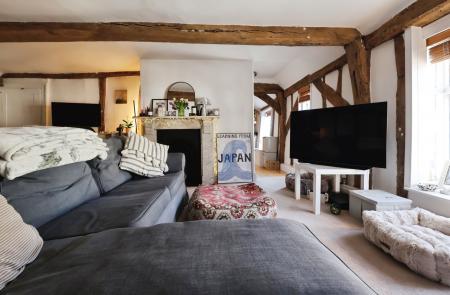 3 bedroom Maisonette for sale in Silver Court, Bancroft, Hitchin