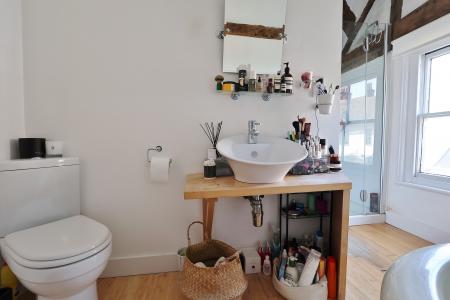 3 bedroom Maisonette for sale in Silver Court, Bancroft, Hitchin