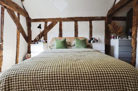 3 bedroom Maisonette for sale in Silver Court, Bancroft, Hitchin