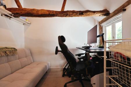 3 bedroom Maisonette for sale in Silver Court, Bancroft, Hitchin