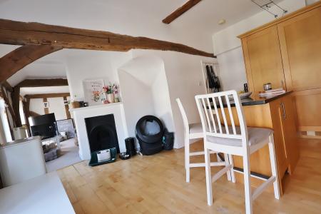 3 bedroom Maisonette for sale in Silver Court, Bancroft, Hitchin