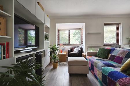 2 bedroom Flat for sale in Westbrook Court, Stevenage Road, Hitchin