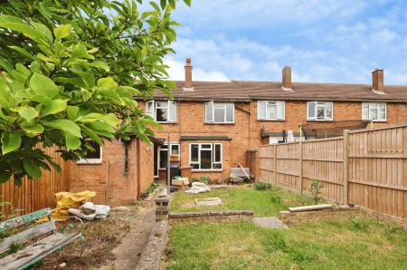 3 bedroom Terraced House for sale in Westmill Road, Hitchin