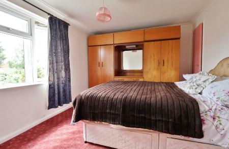 3 bedroom Terraced House for sale in Westmill Road, Hitchin