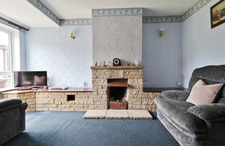 3 bedroom Terraced House for sale in Westmill Road, Hitchin