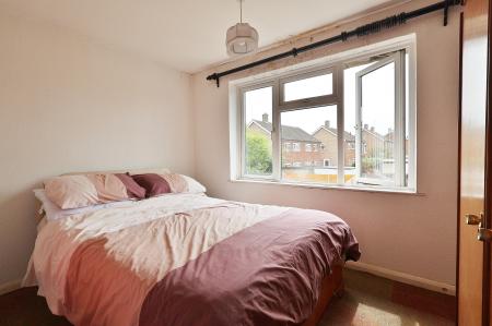 3 bedroom Terraced House for sale in Westmill Road, Hitchin