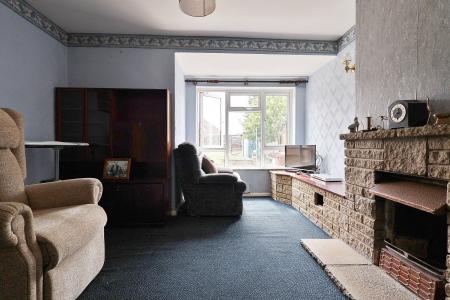 3 bedroom Terraced House for sale in Westmill Road, Hitchin