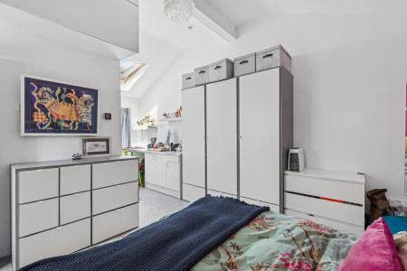 4 bedroom Semi-detached house for sale in Cambridge Road, Hitchin