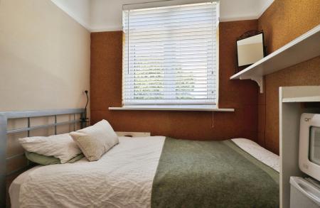 4 bedroom Semi-detached house for sale in Cambridge Road, Hitchin
