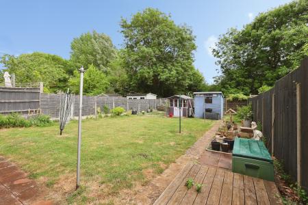 2 bedroom Bungalow for sale in Ninesprings Way, Hitchin