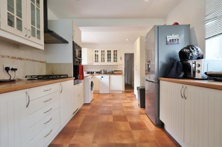 2 bedroom Bungalow for sale in Ninesprings Way, Hitchin
